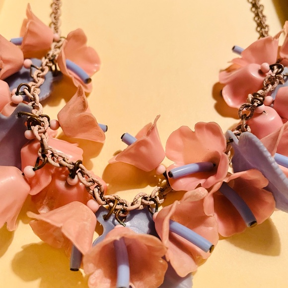 Vintage Haskell Flower necklace. Absolutely stunning! - Picture 2 of 9